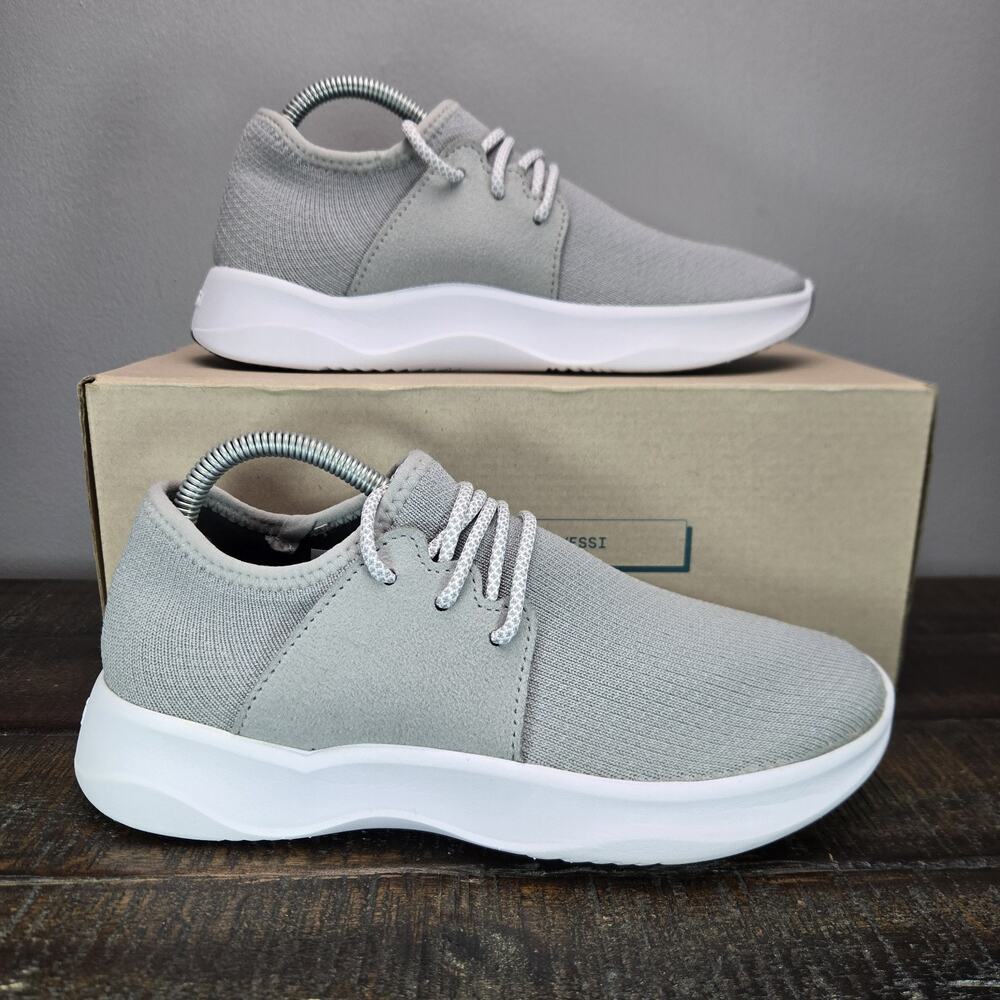 NEW Vessi Everyday Sneaker Mens Size 8 Waterproof Shoes Lace Sneakers Mist Grey